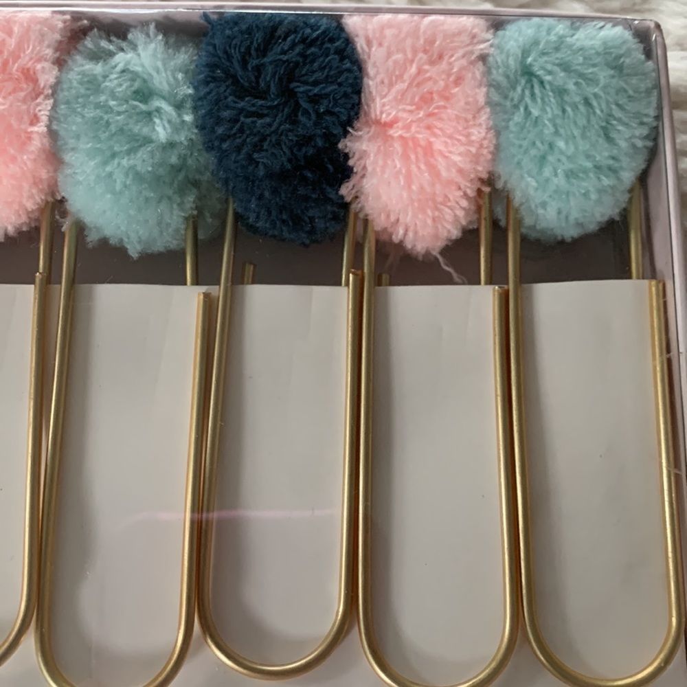NIB Sheffield Home Pom Pom Paper Clips